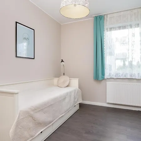 Apartment Nowoczesny W Spokojnej Okolicy Z Parkingiem By Rent Like *